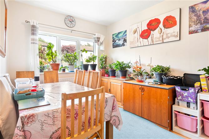 43 The Lawn, Woodbrook Glen, Bray, Wicklow