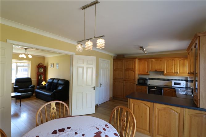 584 Riverforest, Leixlip, Co. Kildare , Leixlip, Kildare