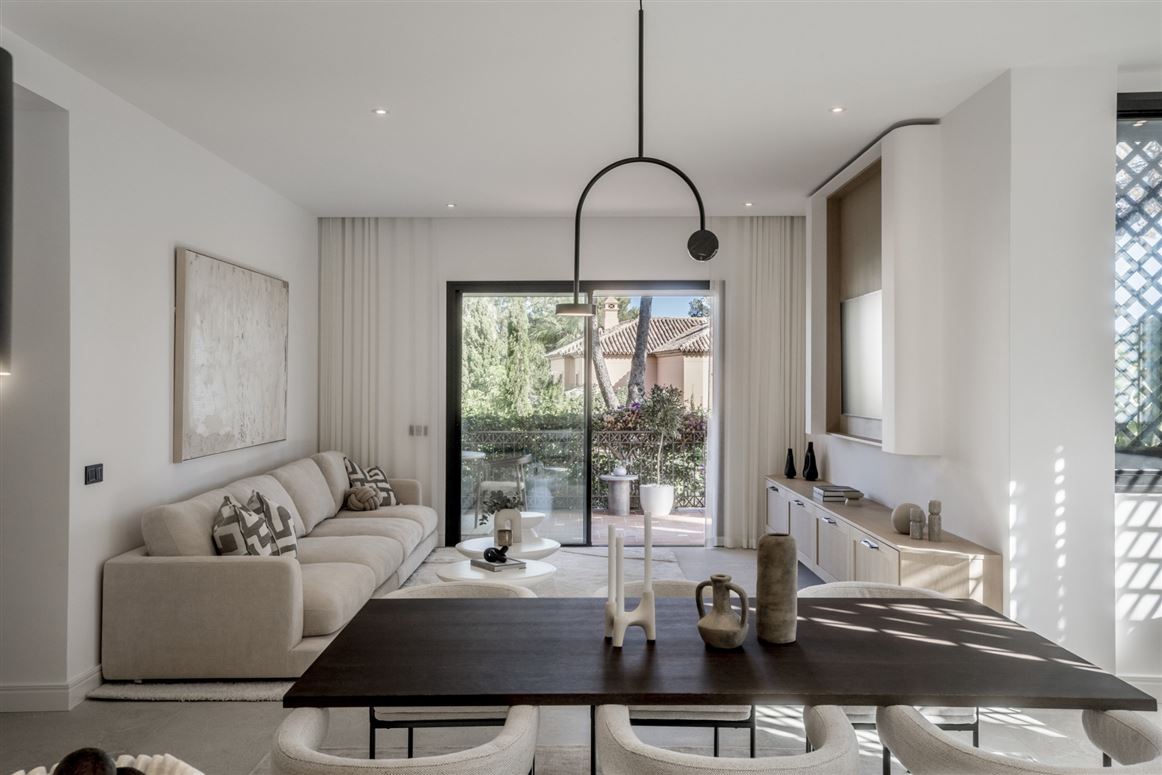 Spain, Marbella, Marbella Golden Mile - COSTA-00845P