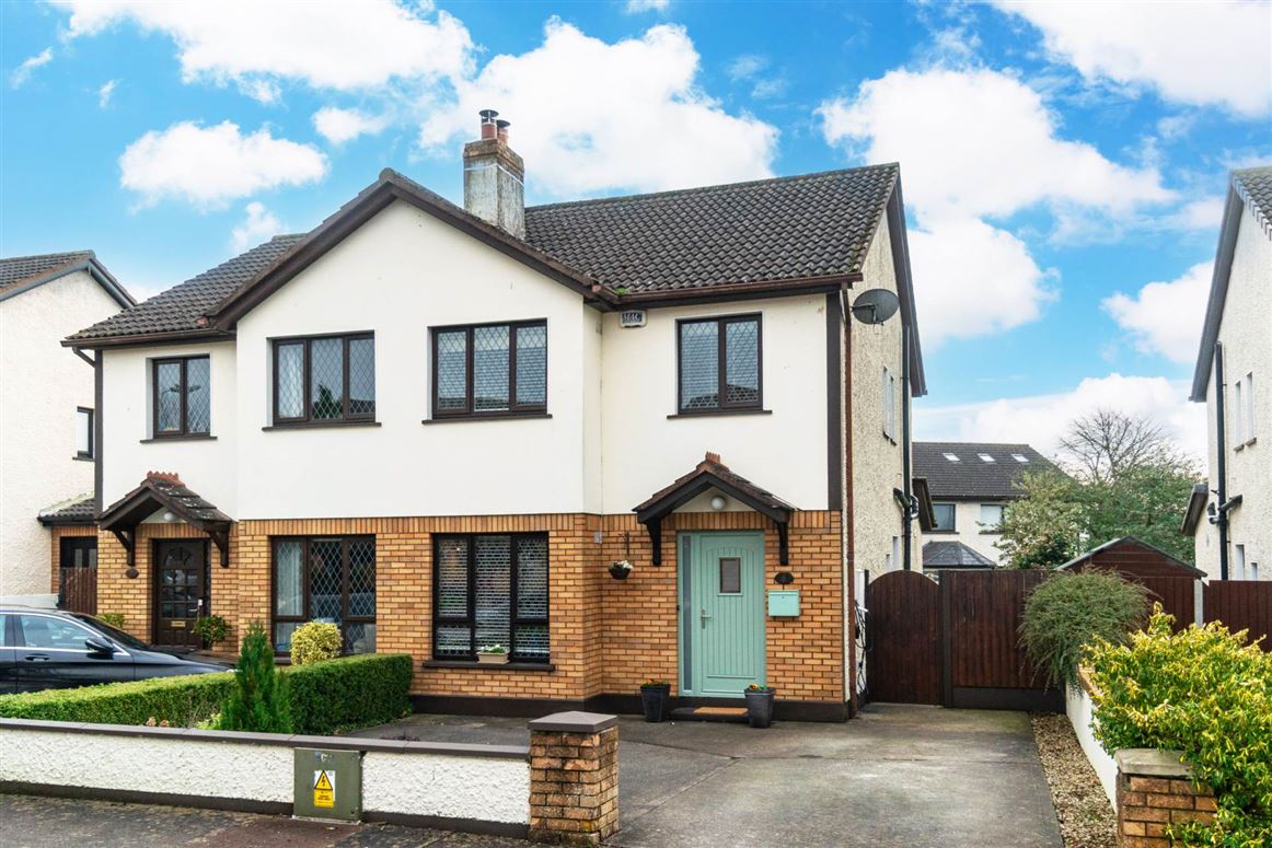 8 Oatfield Park, Clane, County Kildare