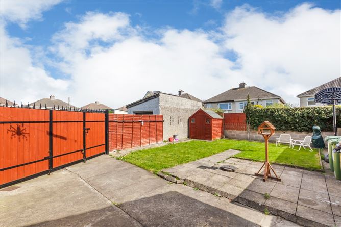 5 Riverside Avenue, Clonshaugh, Dublin 17
