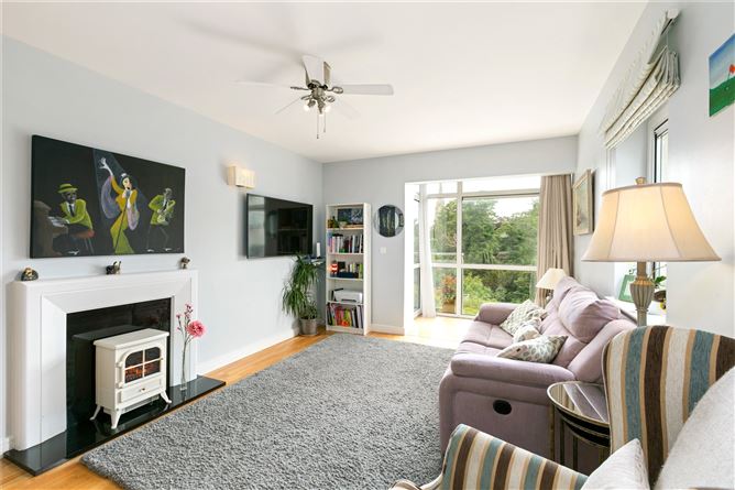 9 Earls Court, Lyreen Manor, Maynooth, Co. Kildare