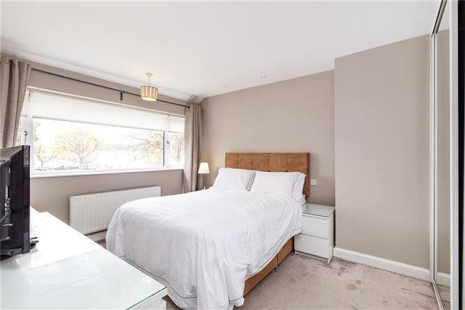 13 Bayside Square West, Sutton, Dublin 13