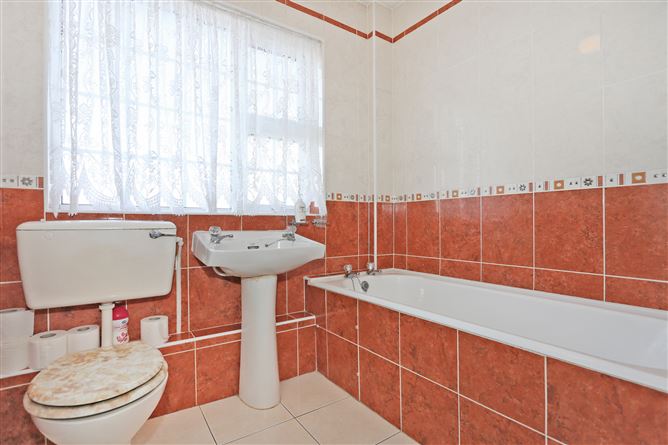 31 Canon Breen Park, Thomondgate, Limerick