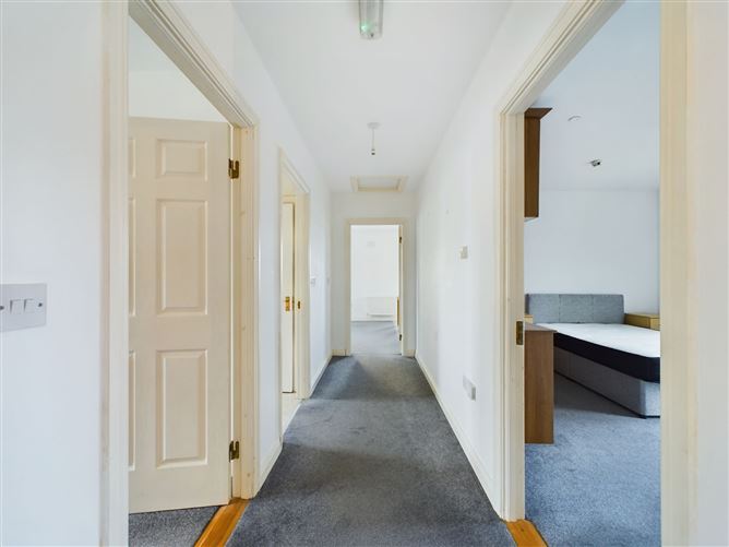 17 Inis Clair, Kildysart Road, Ennis, Co. Clare