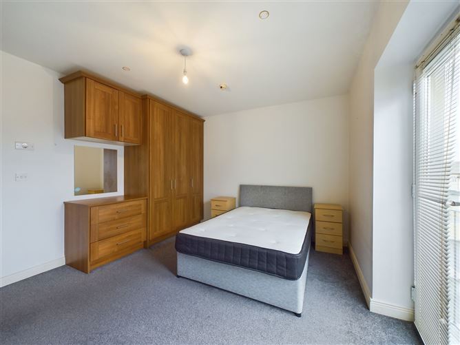17 Inis Clair, Kildysart Road, Ennis, Co. Clare