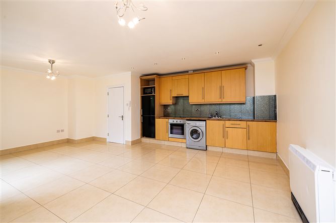 37 The Green Larch Hill, Santry, Dublin 9