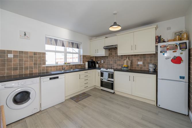 8 Ryecourt Manor, Cloughduv, Cork
