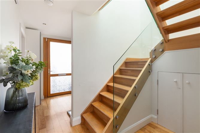 2 Terenure Square, Terenure Road North, Terenure, Dublin 6W