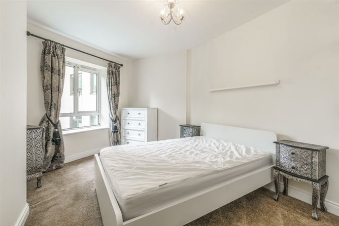 14 The Lansdowne Pembroke Square Ballsbridge , Ballsbridge, Dublin 4