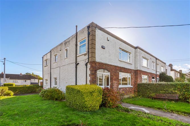Photo 2 of 14 — 32 Westbrook Road, Highfield Park, Dundrum, Dublin 14