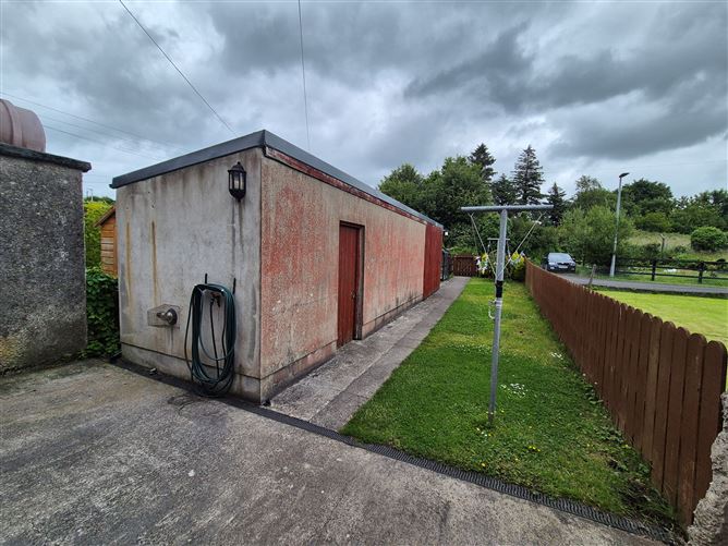 16 Marian Crescent, Ballina, Mayo