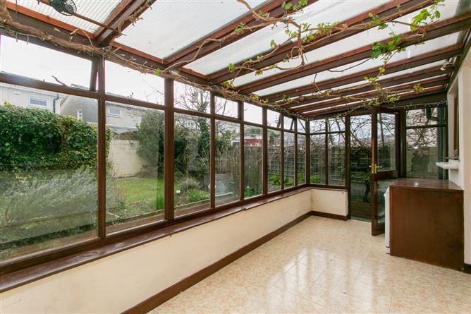 90 Broadford Drive, Ballinteer, Dublin 16