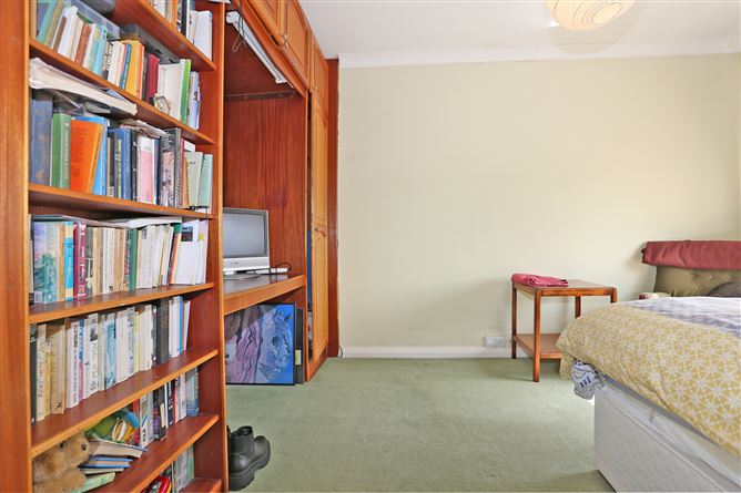 11 Tullyglass Court, Shannon, Co. Clare