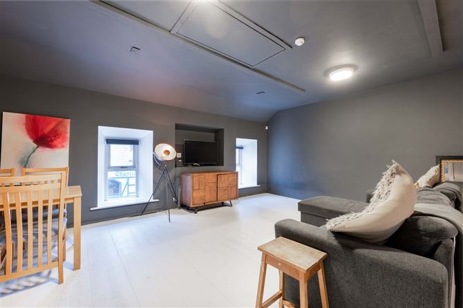 103-104 Main Street, Portlaoise, Co. Laois