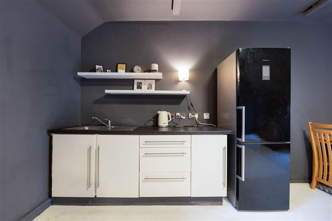 103-104 Main Street, Portlaoise, Co. Laois