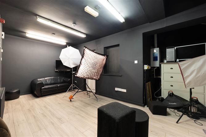 103-104 Main Street, Portlaoise, Co. Laois