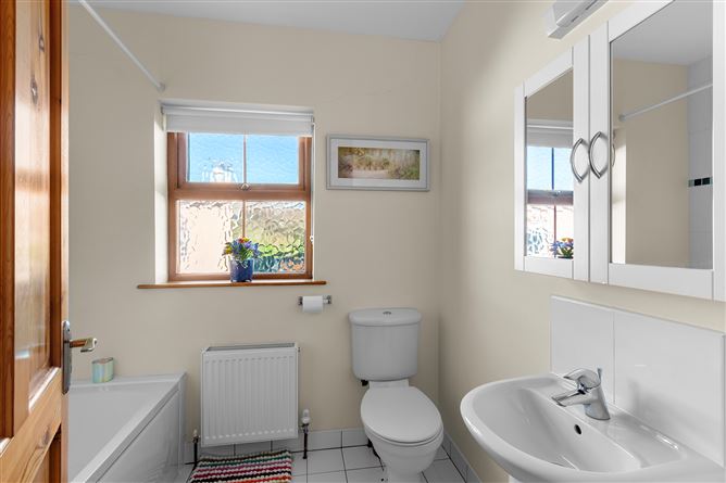 2 Strand View, Allihies Village, Beara, Co. Cork