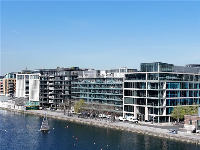 35 The Waterfront, Grand Canal Dk, Dublin 2