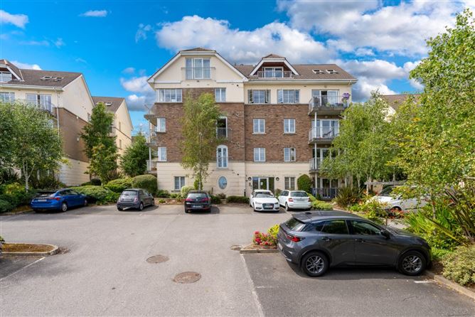 7 Glen Court, Stepaside Park, Stepaside,   Dublin 18