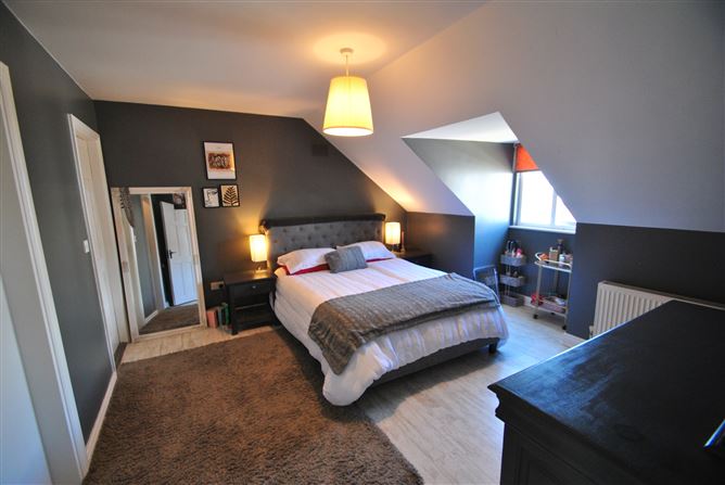 Photo 23 of 47 — 141 Glencarrick, Roscrea, Co. Tipperary