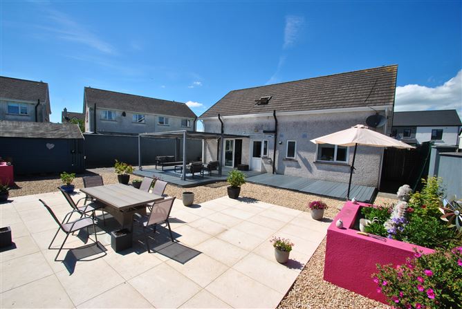 Photo 42 of 47 — 141 Glencarrick, Roscrea, Co. Tipperary