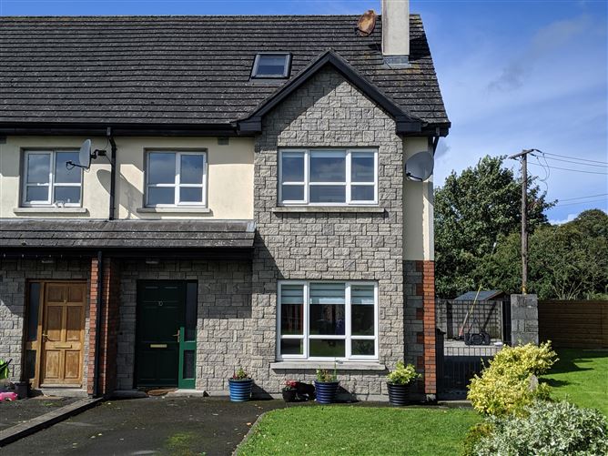 10 The Glen, Millers Brook, Nenagh, Tipperary 