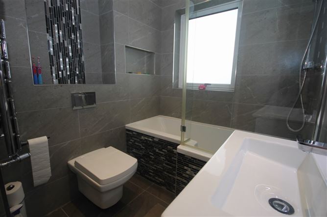 2 Belfry Downs, Citywest, Dublin 24