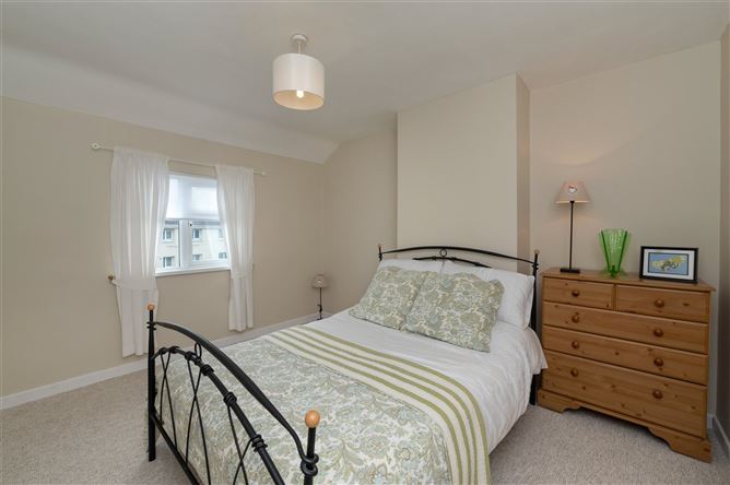 30 Mary Aikenhead Place, Cathedral Rd, Gurranabraher, Cork
