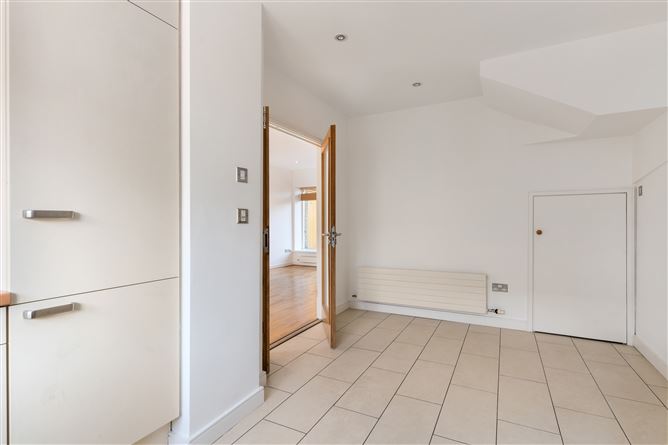 4 The Courtyard, Milltown Ave, Mount Saint Annes, Milltown, Dublin 6