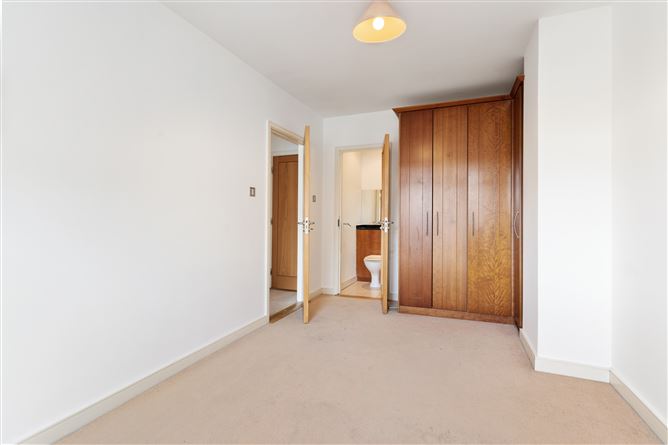 4 The Courtyard, Milltown Ave, Mount Saint Annes, Milltown, Dublin 6