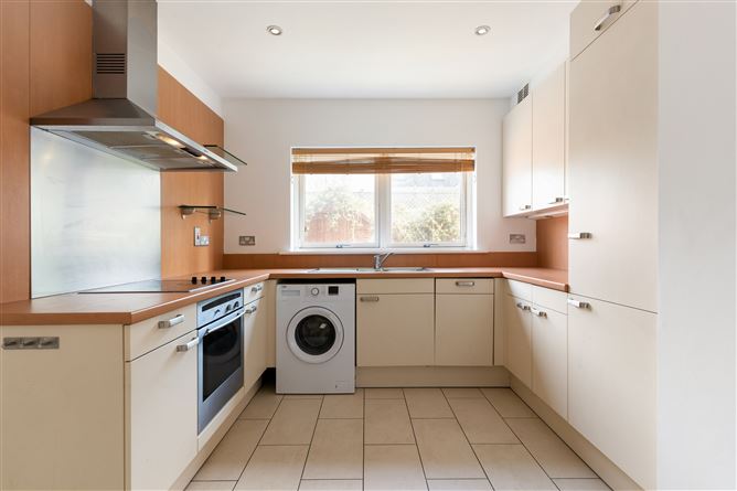 4 The Courtyard, Milltown Ave, Mount Saint Annes, Milltown, Dublin 6