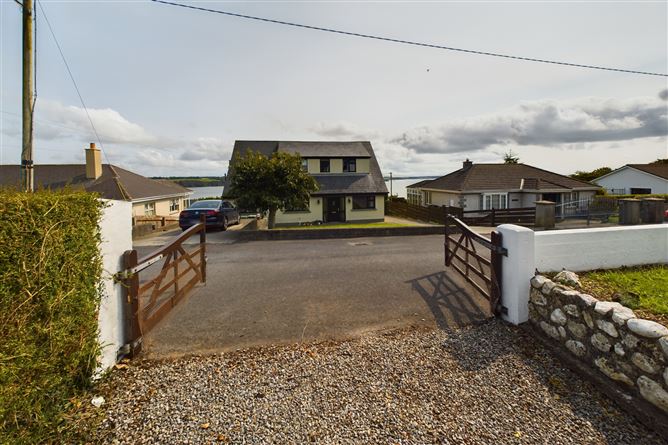 Hollybell Cottage, 6 Brooke Road, Passage East, Waterford
