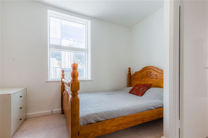 12 Earl Court, Adelaide Road, Dublin 2