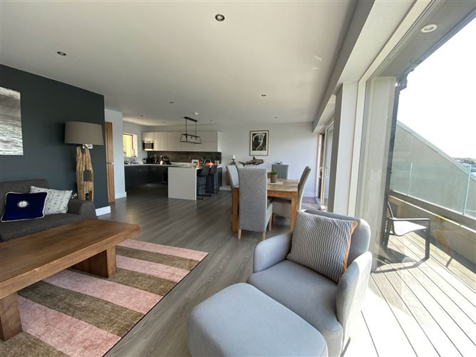 13b Ardbrack Heights, Kinsale, County Cork