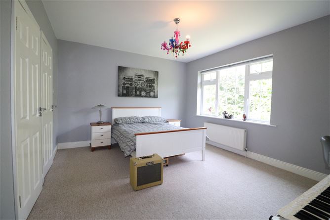 Wakefield House, Killaloe, Clare