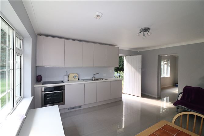 Wakefield House, Killaloe, Clare