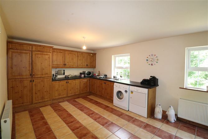 Wakefield House, Killaloe, Clare