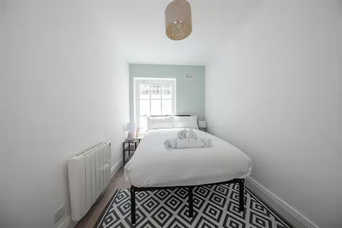Apt 11, 52 Mountjoy Square South, Dublin 1, Dublin