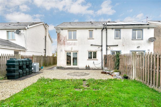 https://photos-a.propertyimages.ie/media/6/8/0/4996086/a676cdca-8741-49b3-984c-37e16101f8ef_l.jpg