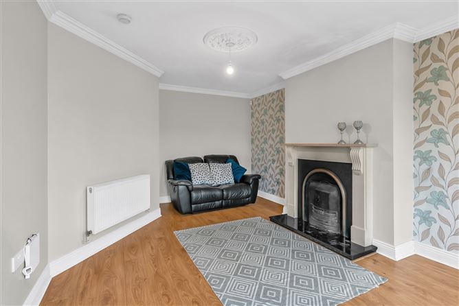 https://photos-a.propertyimages.ie/media/6/8/0/4996086/a676cdca-8741-49b3-984c-37e16101f8ef_l.jpg