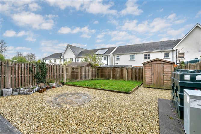 https://photos-a.propertyimages.ie/media/6/8/0/4996086/a676cdca-8741-49b3-984c-37e16101f8ef_l.jpg