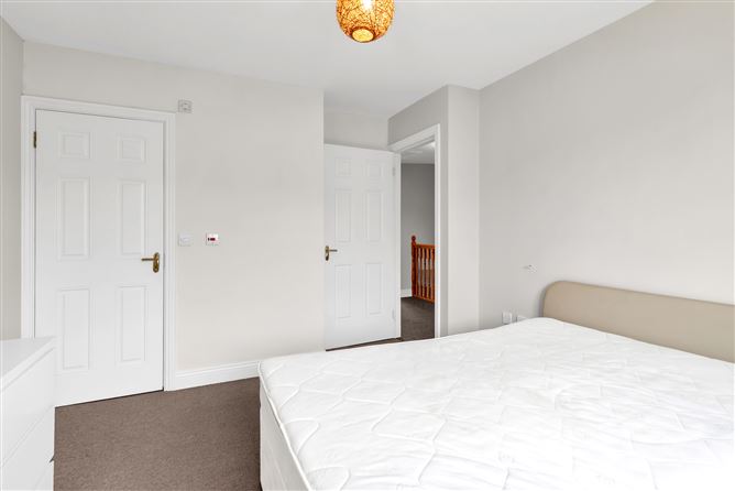 https://photos-a.propertyimages.ie/media/6/8/0/4996086/a676cdca-8741-49b3-984c-37e16101f8ef_l.jpg
