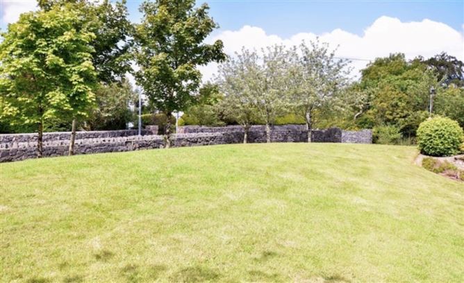 7 Dun Alainn, Cappagh Road, Galway, Knocknacarra,   Galway City