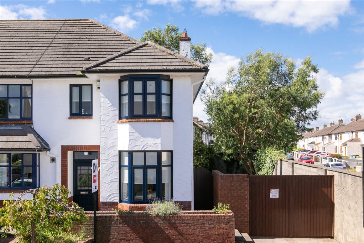 41 Brookfield Green, Kimmage, Dublin 12
