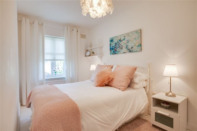 41 Brookfield Green, Kimmage, Dublin 12