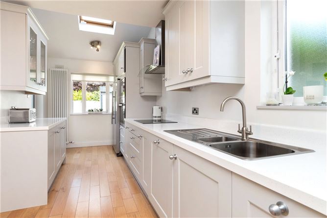 2 Woodstown Lane, Knocklyon, Dublin 16