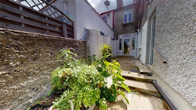 27 Fortfield Terrace, Rathmines,   Dublin 6