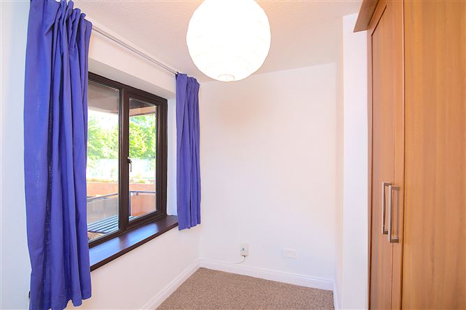 76 Venetian Hall, Howth Road, Killester,   Dublin 5