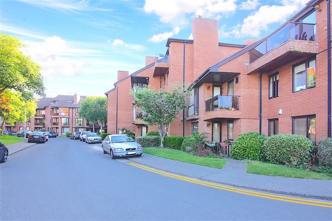 76 Venetian Hall, Howth Road, Killester,   Dublin 5